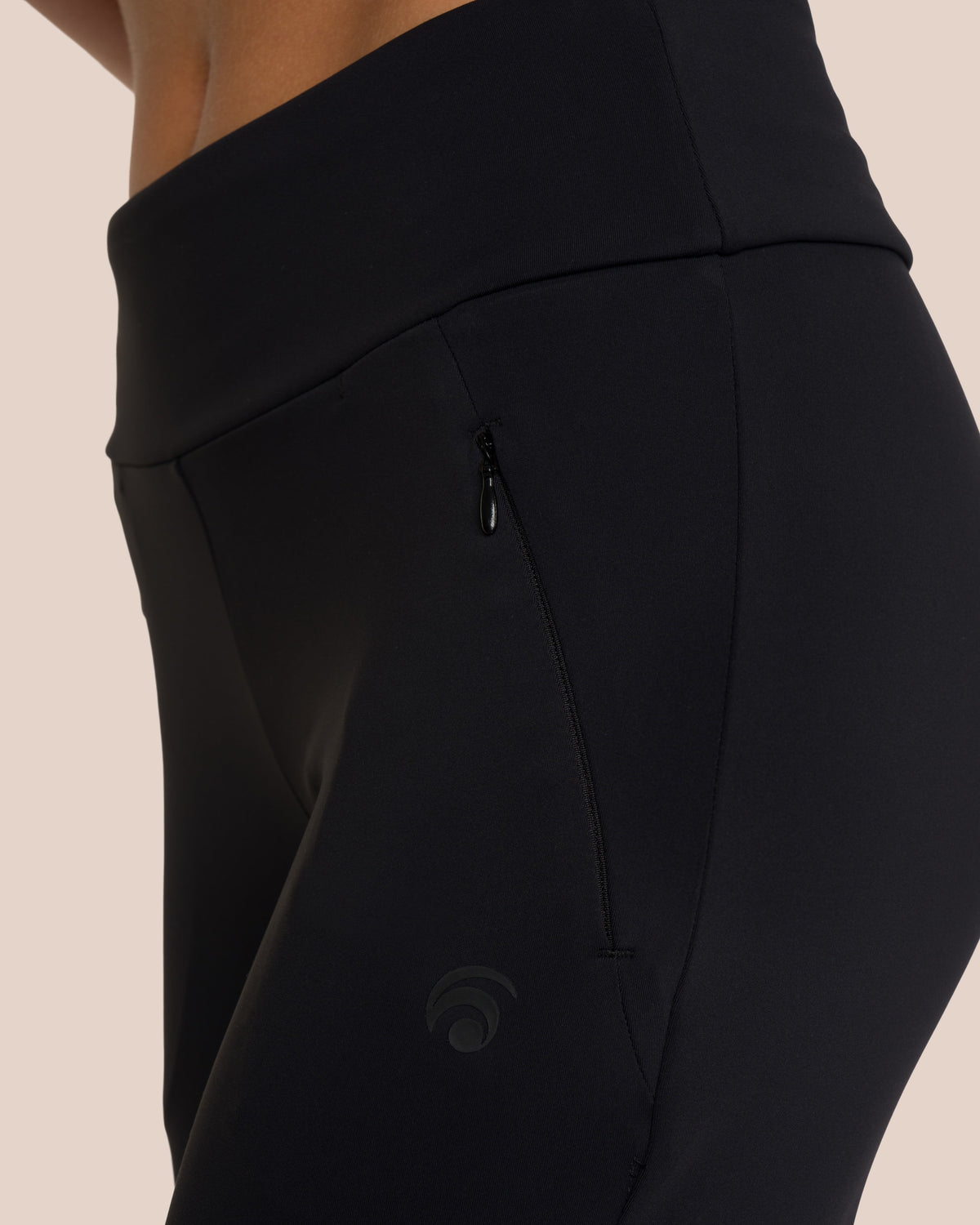 Florence Layer Straight Leg Set - Black