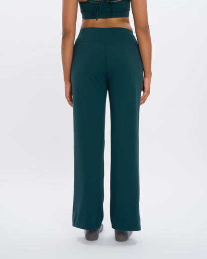 Eve Wideleg Set - Emerald Green